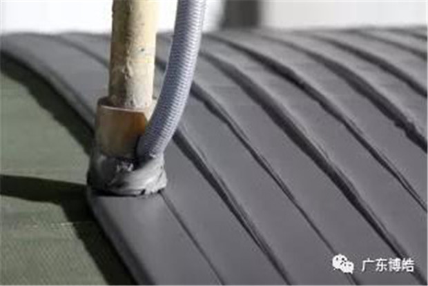 五軸加工中心應(yīng)用:風(fēng)電模具制造